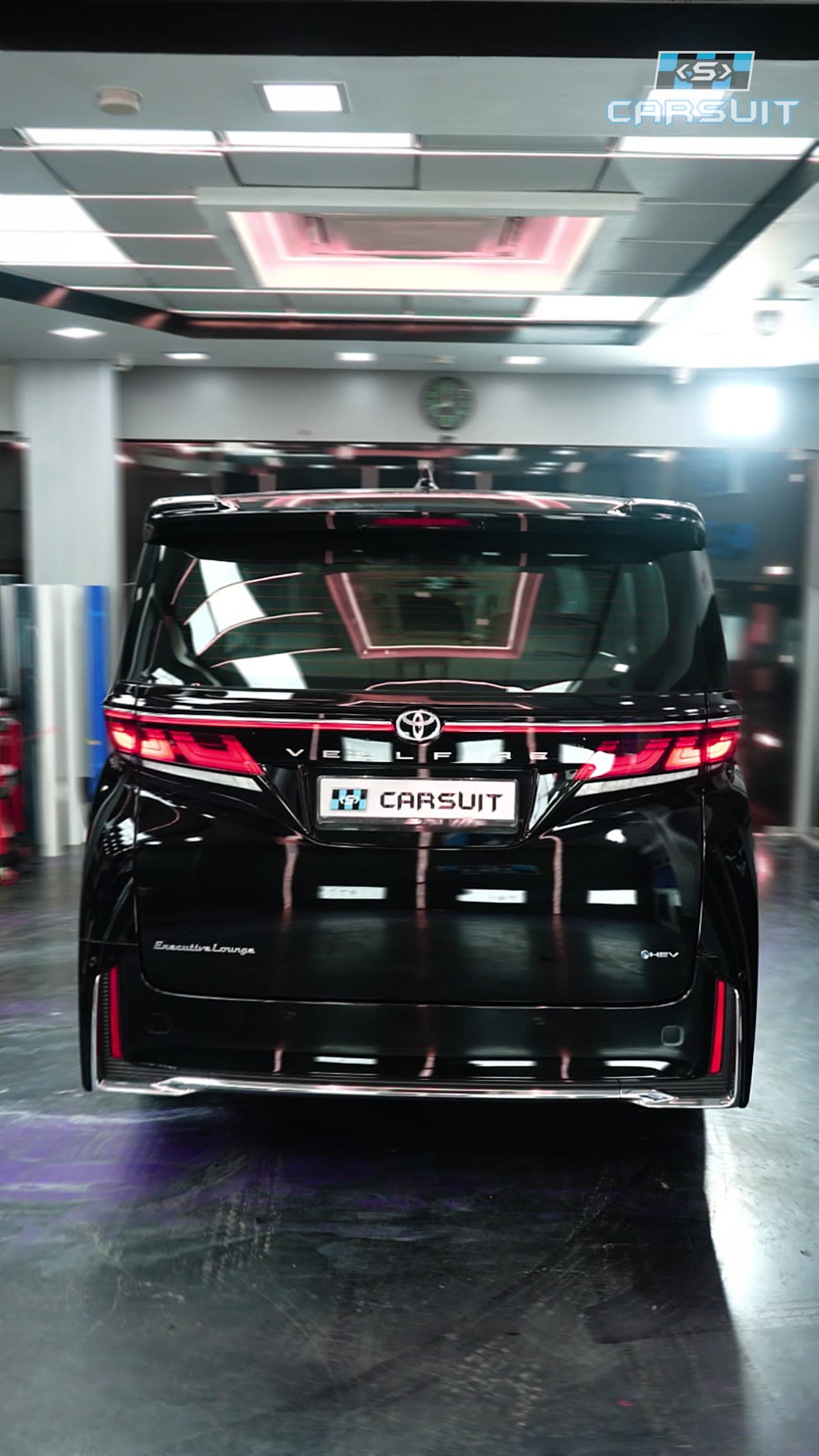 Toyota Vellfire — Full-body PPF, Ceramic on glass & wheels, Interior detail at Carsuit Mumbai
