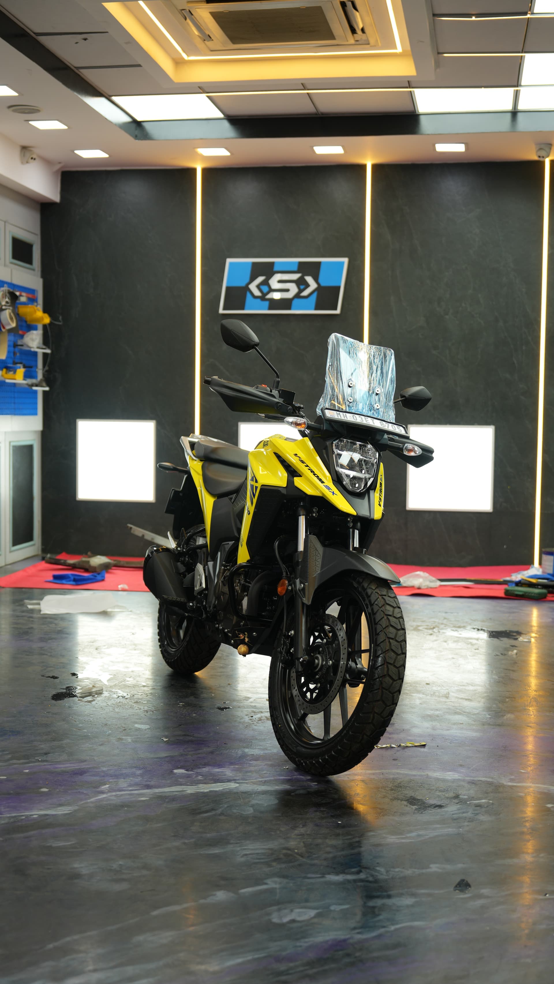 Premium heat rejection window film installation at Carsuit Mumbai